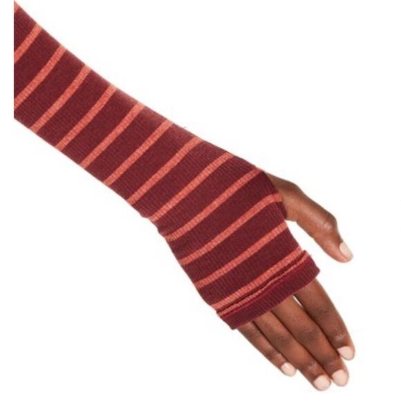 NWT Free People Piper Twofer Long Sleeve Tee – Washed Red Combo - Small - Picture 11 of 15